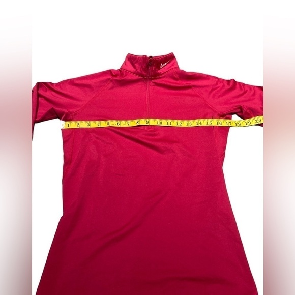 Nike Pro Combat - Women’s Long sleeve 1/4 Zip High Neck Compression Top - Picture 9 of 12